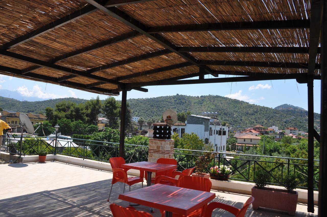 Bed & Breakfast Local Living Edi Berat Luaran gambar